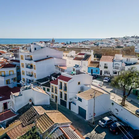 Casa Girassol - *